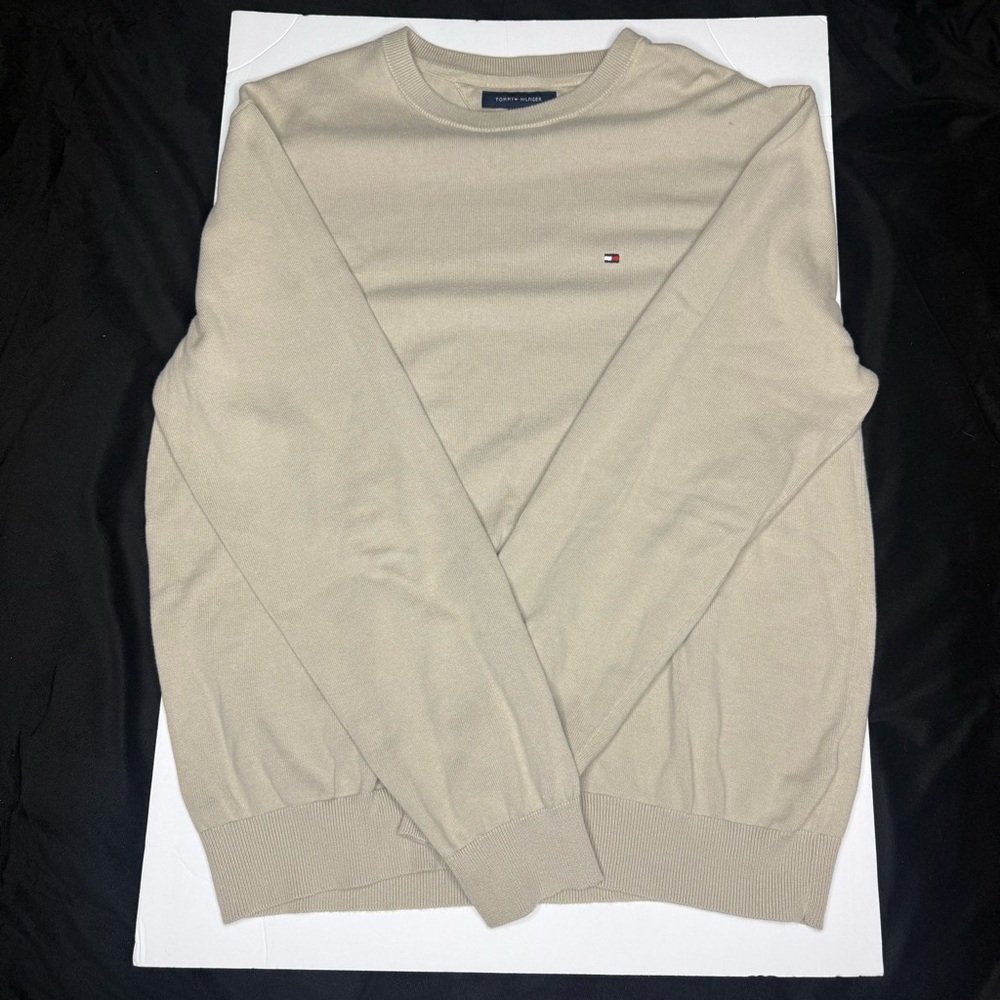 Tommy Hilfiger Men's Light Tan Crewneck Sweater